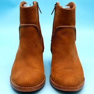UGG Annie Leather Boots - Size 5.5